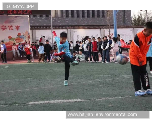 足球技术的全面解析包括基本技能战术意识和心理素质等多方面内容